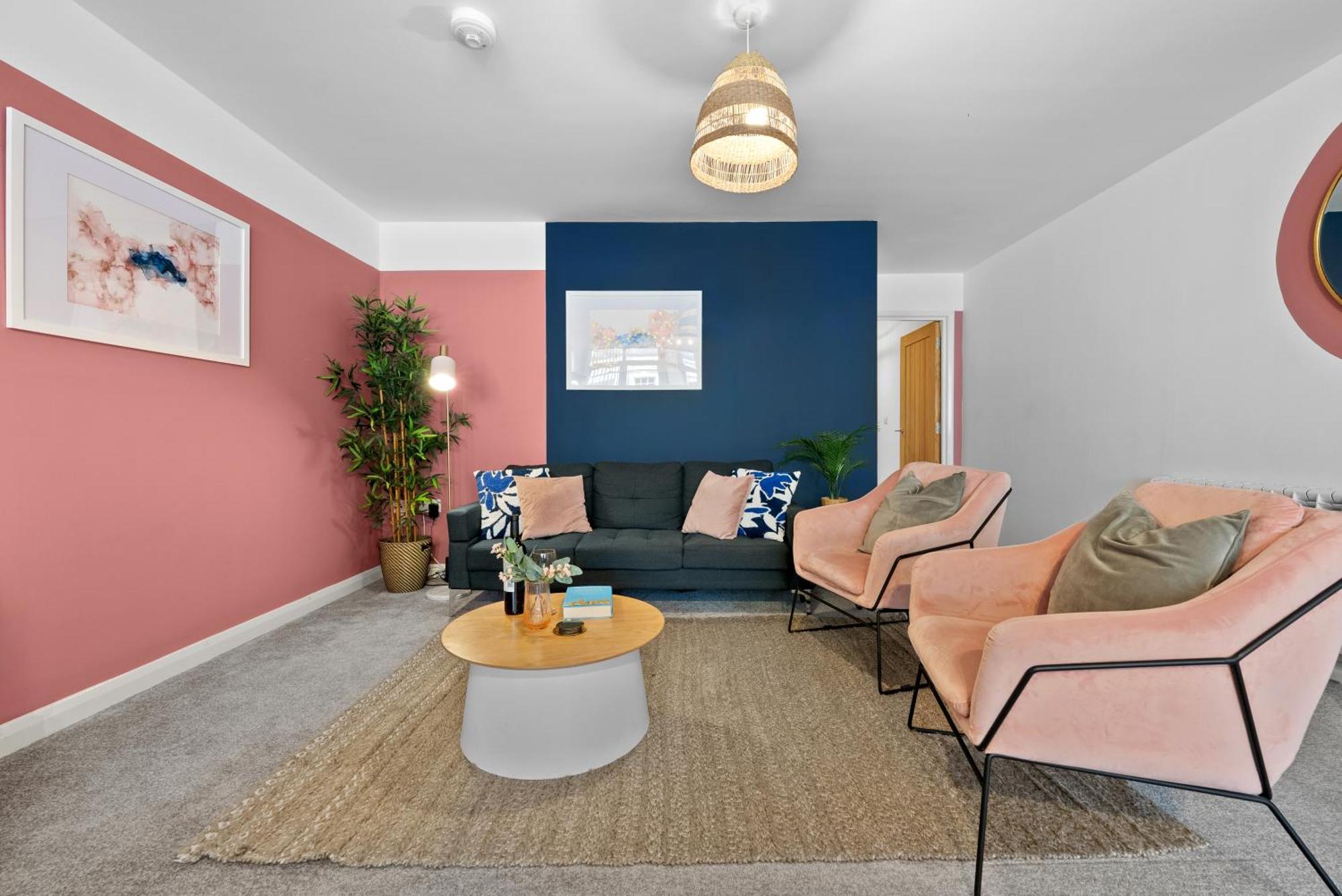 Glevum Lodge - 2 Bedroom Town Centre Apartment Cirencester Dış mekan fotoğraf